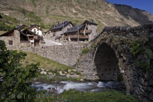 Photo: 
Stone Bridge Espot Catalonia Spain