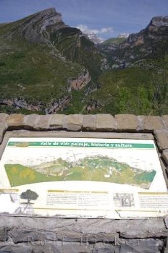 Photo: 
Valle De Vio Information Sign