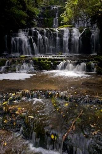 Photo: 
Waterfall Streams Purakaunui Falls Otago NZ