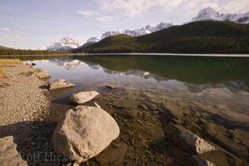 Photo: 
waterfowl lake