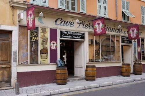 Photo: 
Wine Store Exterior Old Town Nice