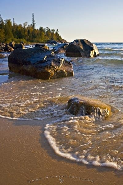 Photo: 
Great Lakes Landforms Water Picture