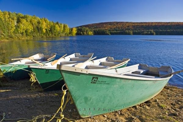 Photo: 
Lakeshore Rental Dinghys Mont Tremblant Provincial Park