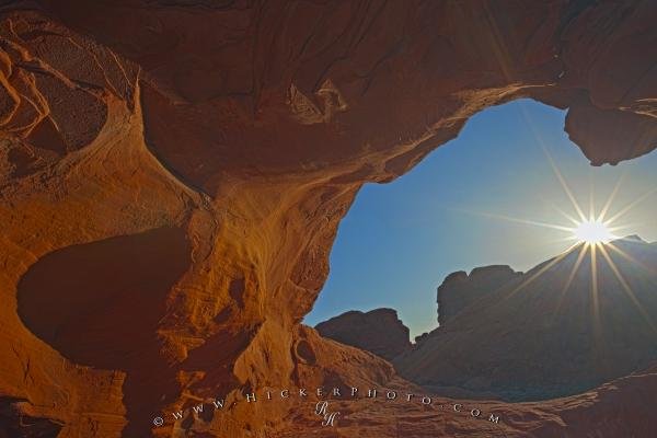 Photo: 
Arch Rock Sun Valley of Fire Nevada