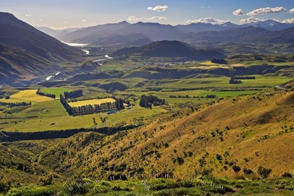 Photo: 
Valley Landscape Central Otago South Island NZ
