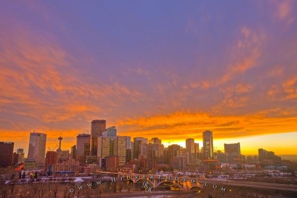 Picture of a vivid sunset adding to the appeal of the Calgary skyline in Alberta, Photo: 
Vivid Sunset Calgary Skyline